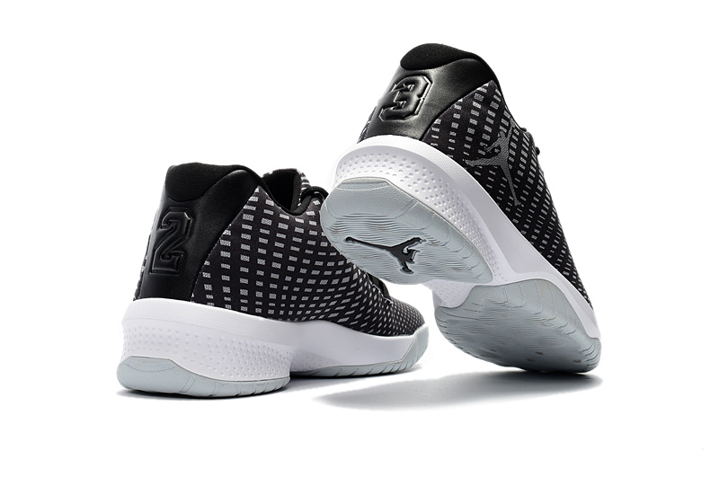 Buy Jordan B. Fly Online & Nike Basketball Shoes